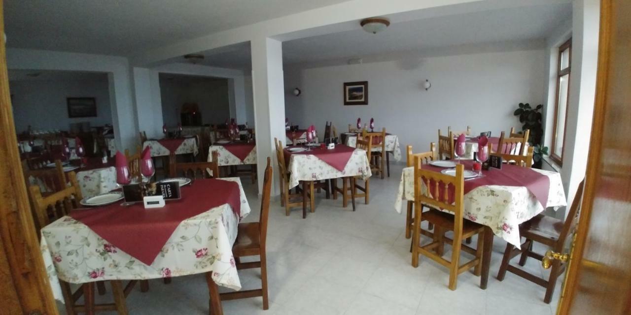 Hostal Restaurante Parajes Castropol Esterno foto
